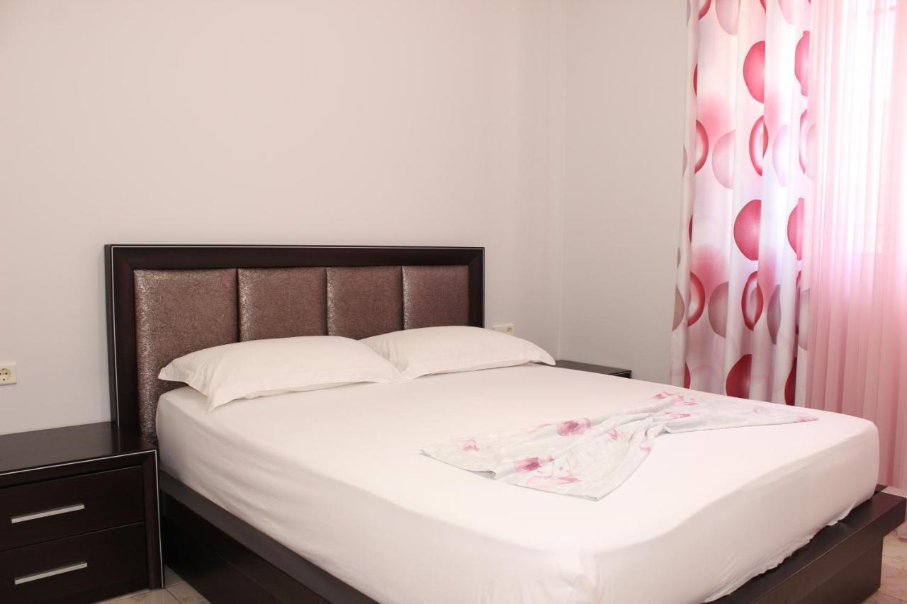 Leva'S Apartments Σαράντα Εξωτερικό φωτογραφία