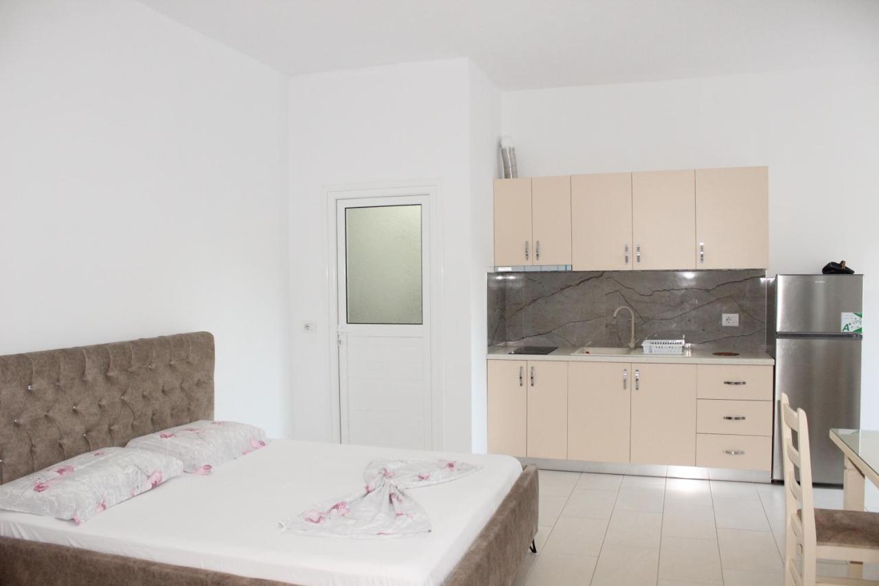 Leva'S Apartments Σαράντα Εξωτερικό φωτογραφία